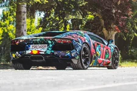 POG Lamborghini Aventador